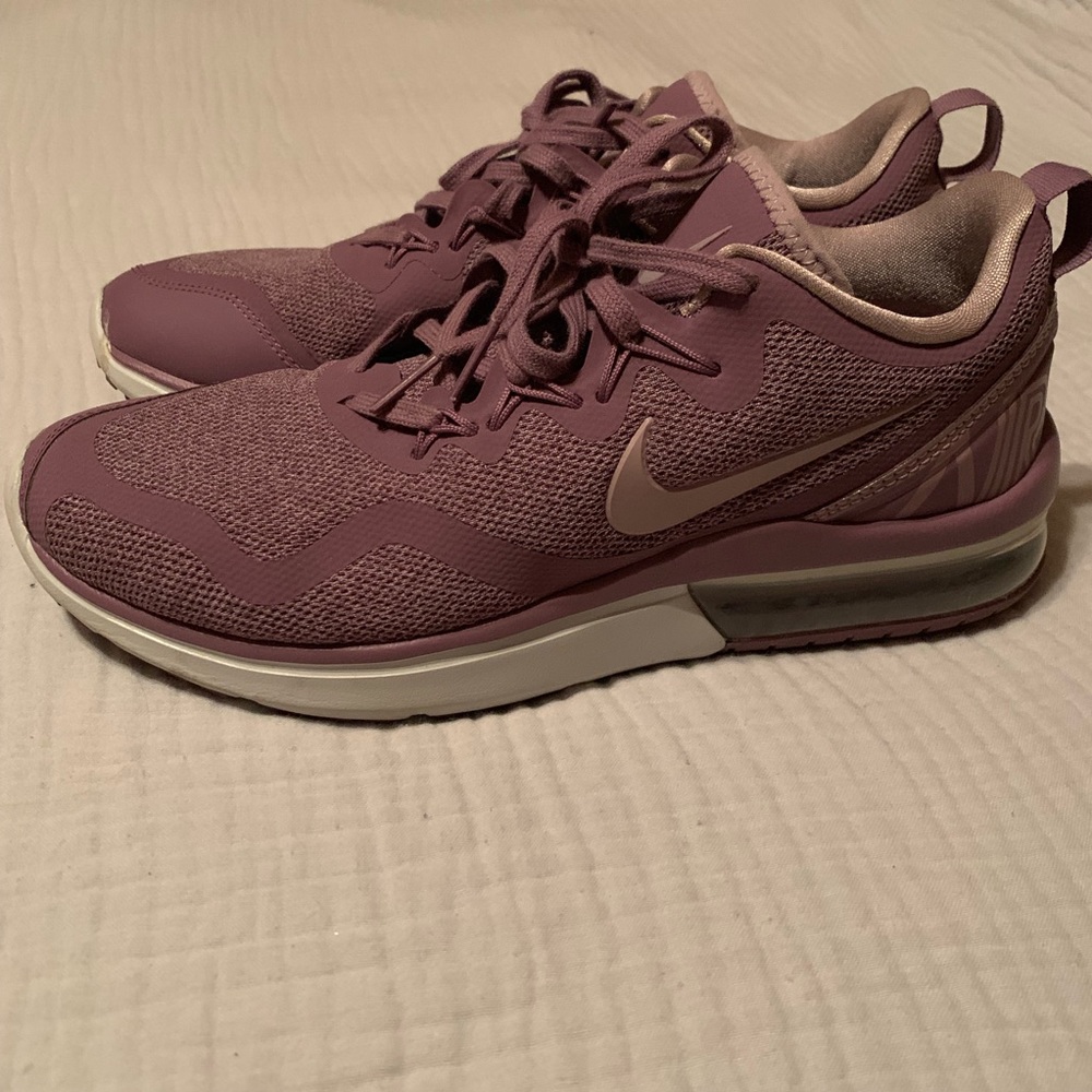 AirMax Tennis Shoes